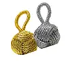 Bordado de Bola da Sorte Tecido à Mão Fio Dourado e Prateado Bola Pequena Pulseira de Fio Vermelho Corda Colorida Corda de Mão Pingente Acessórios DIY Atacado