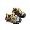 Zapatos deportivos para niños, nueva colección primavera/otoño 2026: Tenis de malla transpirable para niños, zapatillas casuales de suela blanda para correr para niñas