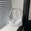 Bolsa de mão pequena, fresca e plissada, nova bolsa de ombro feminina 2026 com estampa de estrelas, adequada para estudantes, para ir ao trabalho e passeios casuais