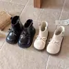 Moda Retro Infantil Dr. Botas Martens 2026 Otoño/Invierno Nuevo Estilo Botas Cortas Sencillas para Niñas Botas de Algodón con Felpa para Bebé de Niña Modernas