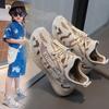 Novos sapatos infantis de coco para primavera e outono de 2024, malha respirável, calçados infantis de tecido voador antiderrapantes para corrida, calçados casuais para estudantes