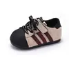 Zapatillas infantiles estilo retro, antideslizantes, adecuadas para primavera y otoño, estilo de entrenamiento alemán, suela blanda, para niños pequeños que están aprendiendo a caminar, unisex, 2026