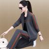 Traje Deportivo de Alta Gama para Mujer, Primavera y Otoño 2026 Nueva Marca Sudadera con Cuello Alto, Ropa Suelta para Correr, Conjunto Casual de Tres Piezas, Moderno