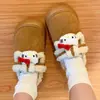 Zapatillas de algodón Birkenstock de estilo retro versátil para mujer, nuevo modelo otoño e invierno 2026, lindos zapatos peludos cálidos de dibujos animados de felpa para exteriores