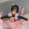 Elegante pinza de garra floral para peinado semi-recogido, nuevo modelo 2026 para mujer, pinza de tiburón de tamaño mediano para la parte trasera de la cabeza, accesorio para el cabello