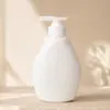 Botellas de embalaje listas para enviar hechas de material PE con dispensador de bomba para champú infantil, gel de ducha y loción