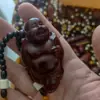 Pingente Ornamentado Pixiu Esculpido à Mão em Sândalo Roxo, Artesanato de Decoração de Bule Portátil Yiming Xianyuan