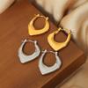 Joyería de nicho retro estilo frío de Hong Kong, diseño de modelado de bolsa brillante para certificado de matrimonio, aretes chapados en oro de acero de titanio