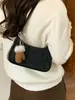 Bolsa de Mão Polca Dot de Nicho da Moda para Mulheres 2025 Inverno Nova Tendência Retro Versátil Bolsa de Ombro Transversal