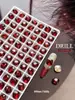 Rhinestones K9 de Base Puntiaguda en Rojo Ancora para Arte de Uñas, Decoraciones de Uñas de Lujo de Ángulo Recto Cuadrado con Forma de Corazón de Caña Alta al por Mayor