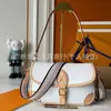 Bolsa Baguete Branca Tricolor Estilo Murakami Nova Verão 2025 Bolsa de Ombro Transversal de Couro para Mulheres