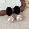 Brincos ovais estilo francês retrô, cor vinho, com flocado e pérolas, modernos e elegantes, brincos versáteis para mulheres, brincos de design único
