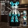 1 m Grande Ornamento de Chão Galvanizado Mochila de DJ Urso com Áudio Bluetooth ao Lado do Gabinete de TV da Sala Decoração de Villa