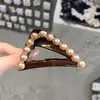 Exquisito y de Alta Gama Pinza para el Cabello de Perla Estilo Coreano, Brillante Pinza para el Cabello Tridimensional Elegante, Pinza para el Cabello Elegante, Pinza de Tiburón, Pinza para Cabello Semirecogido