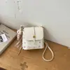 Bolsas Femininas Deste Ano 2026 Nova Coleção Primavera/Verão Simples de Nicho Bolsa Transversal Versátil Bolsa de Mão Casual Bolsa Saco Feminina