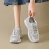Zapatos de Padre ZHR para Mujer 2026 Otoño Nuevo Modelo Malla Transpirable Zapatos de Entrenamiento Alemanes Versátiles Ligeros Tenis Casuales