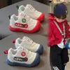 Zapatos para caminar de bebé para niños y niñas 2026 nuevo modelo de otoño zapatos funcionales para niños pequeños con suelas blandas y características antideslizantes para bebés y niños pequeños