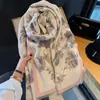 Bufanda de cachemira sintética con patrón de hoja de ginkgo de estilo chino nuevo transfronteriza para mujer, chal cálido y grueso de doble uso para otoño e invierno, encarnando la elegancia tradicional china