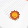 [Promoção] Broche Sol e Nuvem Desenho Animado Emblema Arco-Íris Fofo Doce Menina Broche de Suéter Acessório de Roupa