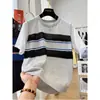 Conjunto Patchwork Falso de Duas Peças Estilo Coreano Redutor de Idade com Listras em Cores Contrastantes Camiseta de Manga Curta para Mulheres, Top de Tricô Fino para Verão