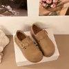 Zapatos de mujer tipo Birkenstock de suela gruesa para aumentar la altura, cobertura total, nuevo modelo otoño 2026, versátiles y cómodos, con cierre de hebilla, zapatos sin cordones, venta al por mayor