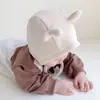 Chapéus de Bebê para Primavera e Outono, Estilo Fino Fofo e Adorável para Recém-Nascidos, Chapéus com Proteção para Orelhas para Meninas e Meninos, Chapéus para Recém-Nascidos