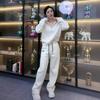 Moda esportiva famosa na internet com terno outono e inverno novo gola semiaberta milk fufu suéter pullover conjunto de duas peças roupa feminina