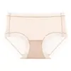 Ropa interior de seda de hielo, nuevo estilo 2026, ropa interior femenina sin costuras, estilo fino de verano, con entrepierna extendida, bragas para mujer