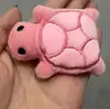 Oferta Especial do Fabricante Broche de Pelúcia Emoji Desenho Animado Boneco de Rato Desenho Animado Decoração Acessórios para Roupas