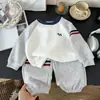 Conjunto Bordado Estilo Novo 2026 para Meninos e Meninas, Duas Peças Estilosas, Estilo Acadêmico