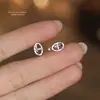Brincos de Nariz de Porco em Prata de Lei S925 para Mulheres, Estilo Coreano Simples Presilhas de Orelha, Nicho Versátil para o Dia a Dia Atacado