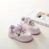 Zapatos de Tabla para Niñas 2026 Primavera/Otoño Nuevos Zapatos Casuales para Niños Estilo Coreano Dibujos Animados Moda Bloques de Color Zapatos Deportivos de Princesa