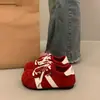 Tênis da Moda Versátil de Nicho com Solado Grosso para Mulheres, Novo Estilo Verão 2026, Sapatos Plataforma Casuais Esportivos que Aumentam a Altura
