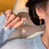 Pendientes Asimétricos de Piedras Preciosas de Colores, Agujas de Plata, Pendientes Medievales de Colores Contrastantes, Diseño de Nicho, Pendientes de Borlas Únicos de Alta Gama