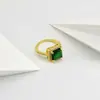 Anel Cruzado com Zircônia Multicolorido para Mulheres Luxo Acessível Europeu e Americano Anel de Diamante Quadrado Anel de Noivado Joia de Mão Atacado