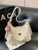 Bolsa de Tote Popular Transfronteriza, Gran Capacidad, Nuevo Modelo 2026 para Mujer, Mochila Multifuncional de Tres Vías, Bolso Cruzado Casual de Alta Gama