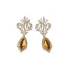 Resplandor de Osmanthus Dorado~Aretes Flor de Zirconia Aguja de Plata Estilo Corte Francés Aretes de Artesanía Pesada Lujo Ligero Aretes de Alta Gama para Mujer