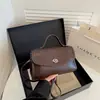 Bolso de Mujer de Moda 2026 Nuevo Estilo Versátil Bolso de Mano Bolso de Hombro Bolso Cruzado Elegante Moderno Textura de Alta Calidad Bolso Pequeño para Mujer