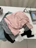 Camiseta de Manga Larga con Botones a Presión, Cuello Redondo Bajo, Felpa Cepillada Otoño/Invierno para Mujer, Nuevo Estilo 2026, Gruesa, Cálida, Versátil, Adelgazante, Camiseta Base