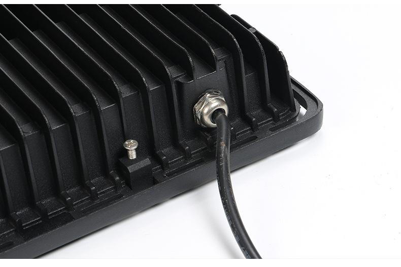 11869314293_1228999776