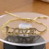Pulsera Doble Capa con Incrustaciones de Diamantes DIY para Mujer con Colgante de Letra, Versátil, Lujo Ligero, Estilo Único, Joyería de Nicho de Gama Alta