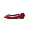 Versión en Stock~Zapatos de Ballet de Cuero Aceitado y Encerado Estilo Retro Francés 2026 Punta Redonda Pequeña Moño Boca Baja Zapatos de Salón para Mujer