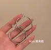 Brincos de Argola Sem Furos, Argolas Grandes para Mulheres, Estilo Nicho High-End, Exagerados, Versáteis para Outono e Inverno, Brincos de Casaco da Moda