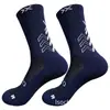Meias de futebol transfronteiriças, meias antiderrapantes de treino de cano médio, meias esportivas de cano médio com sola grossa absorventes de suor para homens, resistentes ao desgaste, respiráveis, secagem rápida