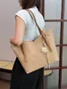 Bolso cruzado para mujer de nicho nuevo 2026, bolso de hombro bandolera de moda y versátil, bolsa tote de gran capacidad para el día a día con un toque de alta gama