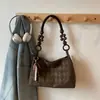 Bolsas de Camurça Tendência Este Ano para Mulheres 2026 Novo Estilo Colorido Maillard da Moda Bolsa de Axila Bolsa de Ombro Estilosa Versátil