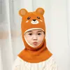 Gorro infantil, estilo Lei Feng, bufanda de una pieza de invierno, gorro de Navidad, diseño de oso lindo, gorro de punto que cubre la cara, gorro cálido con forro de vellón