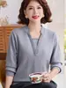 Suéter de Punto con Cuello en V Otoñal para Mamás Jóvenes 2026 Nueva Moda Primavera-Otoño Camisa Básica de Manga Larga para Mujeres de Mediana Edad y Mayores