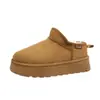 Nuevas botas de nieve para mujer de talla grande de comercio exterior, novedad otoño e invierno 2026, de suela gruesa, forradas de felpa, engrosadas, cálidos zapatos de algodón para mujer