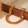 Pulseira de Pérolas de Água Doce com Concha Europeia e Americana de Alto Padrão Pulseira de Corrente Cubana de Aço Inoxidável Dourado 18K Joia de Mão Feminina Que Não Desbota